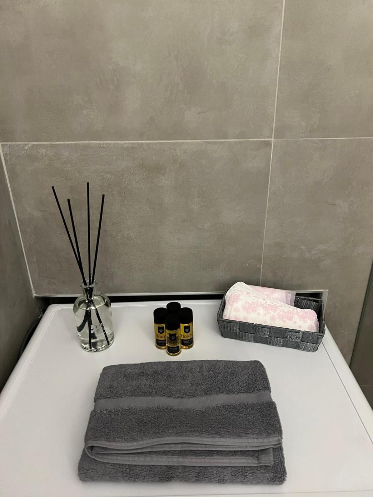 Pavlos Urban Stay Atene Esterno foto