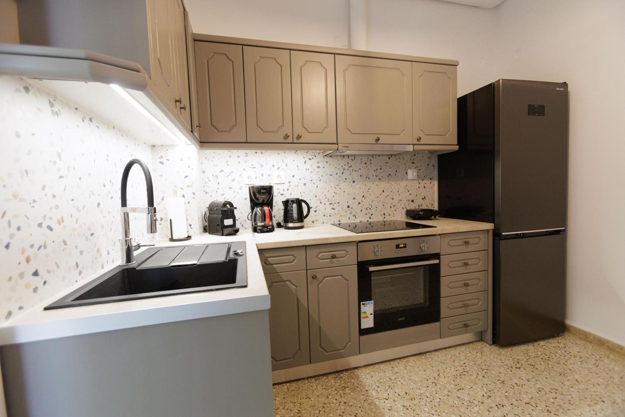 Pavlos Urban Stay Atene Esterno foto